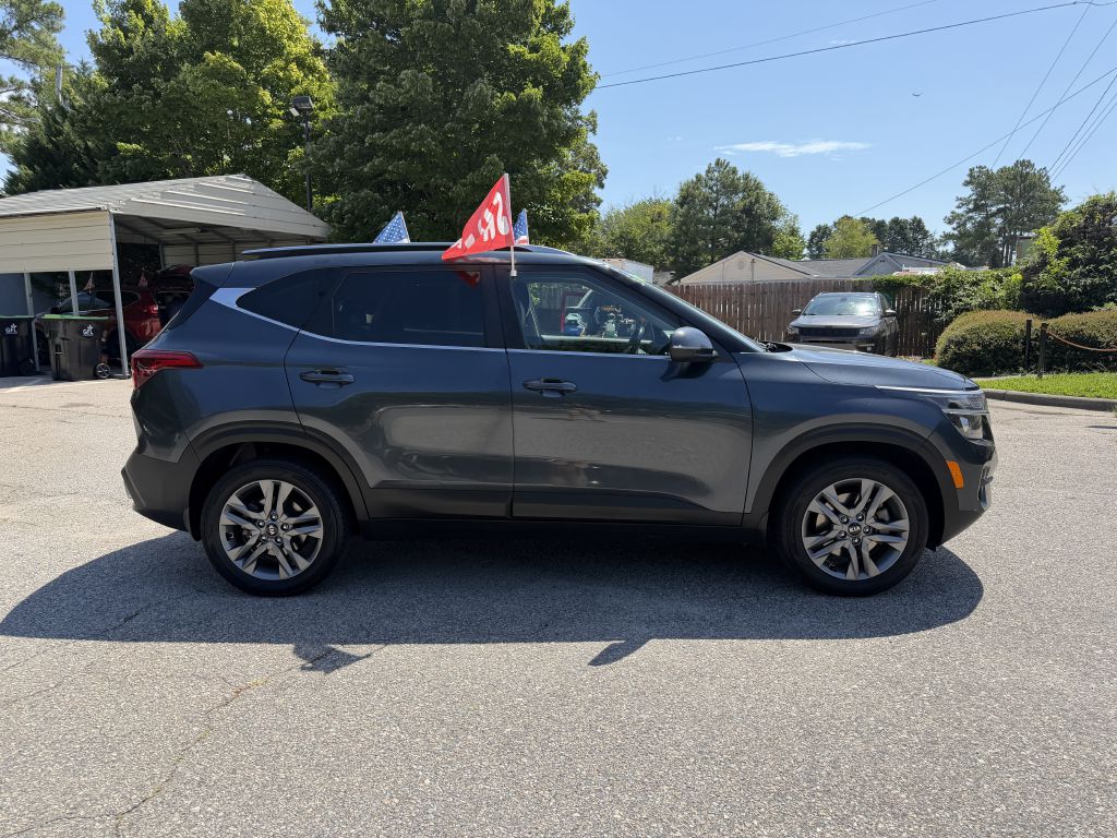 2021 kia seltos s