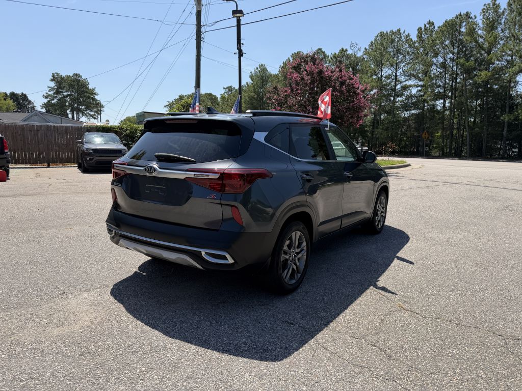 2021 kia seltos s