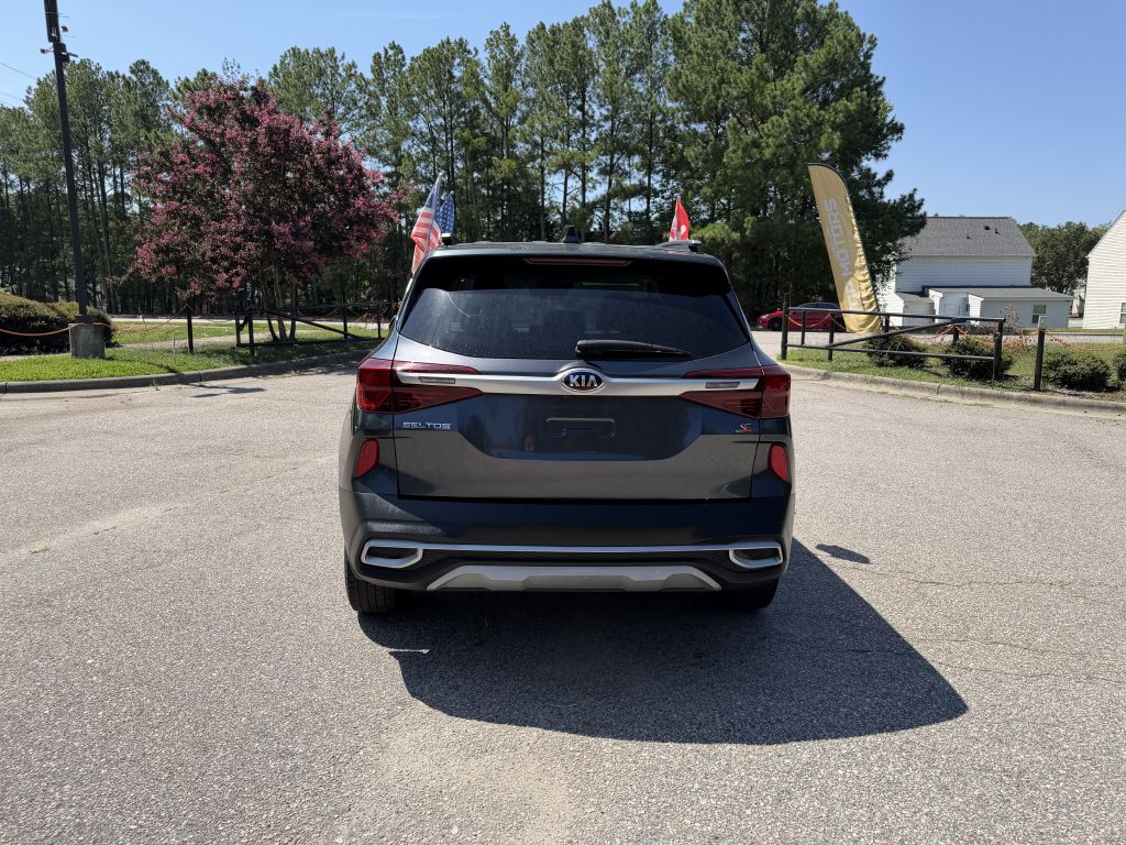 2021 kia seltos s