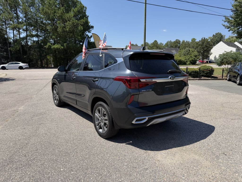 2021 kia seltos s