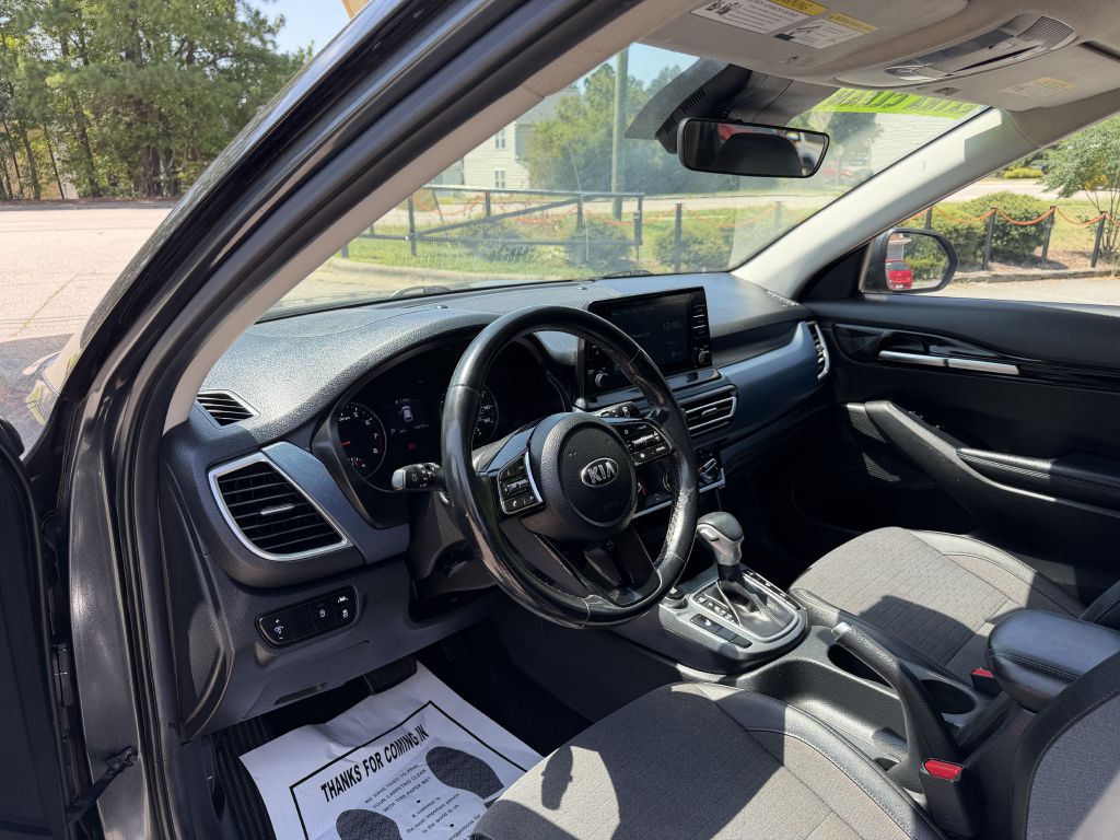 2021 kia seltos s