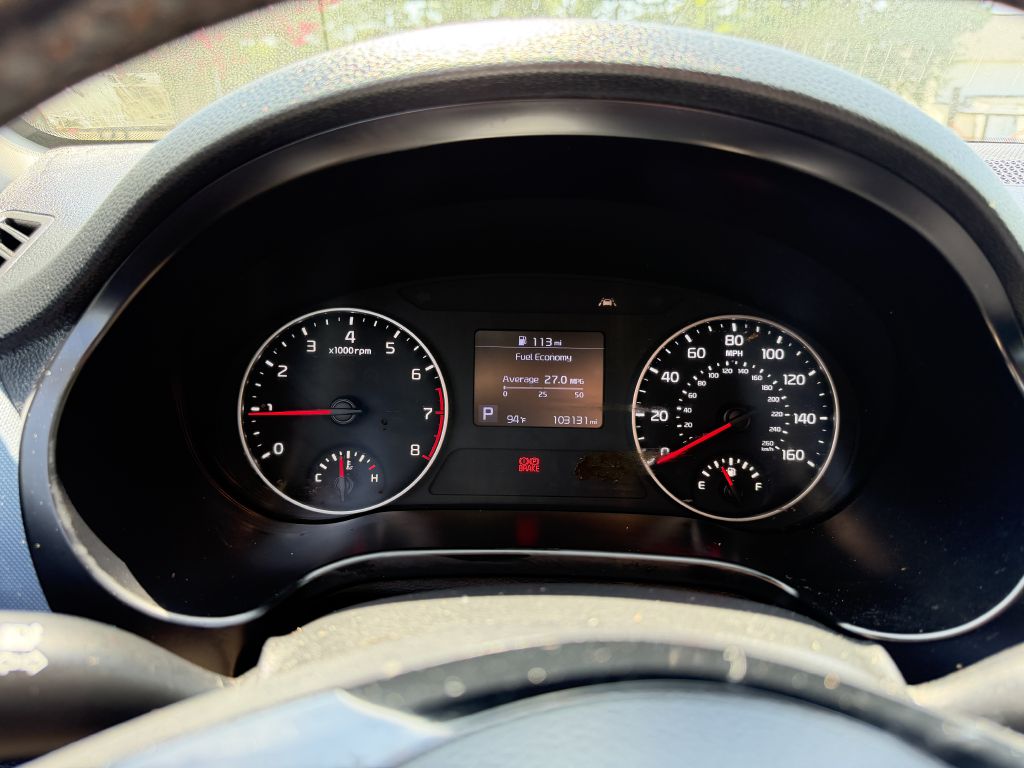 2021 kia seltos s
