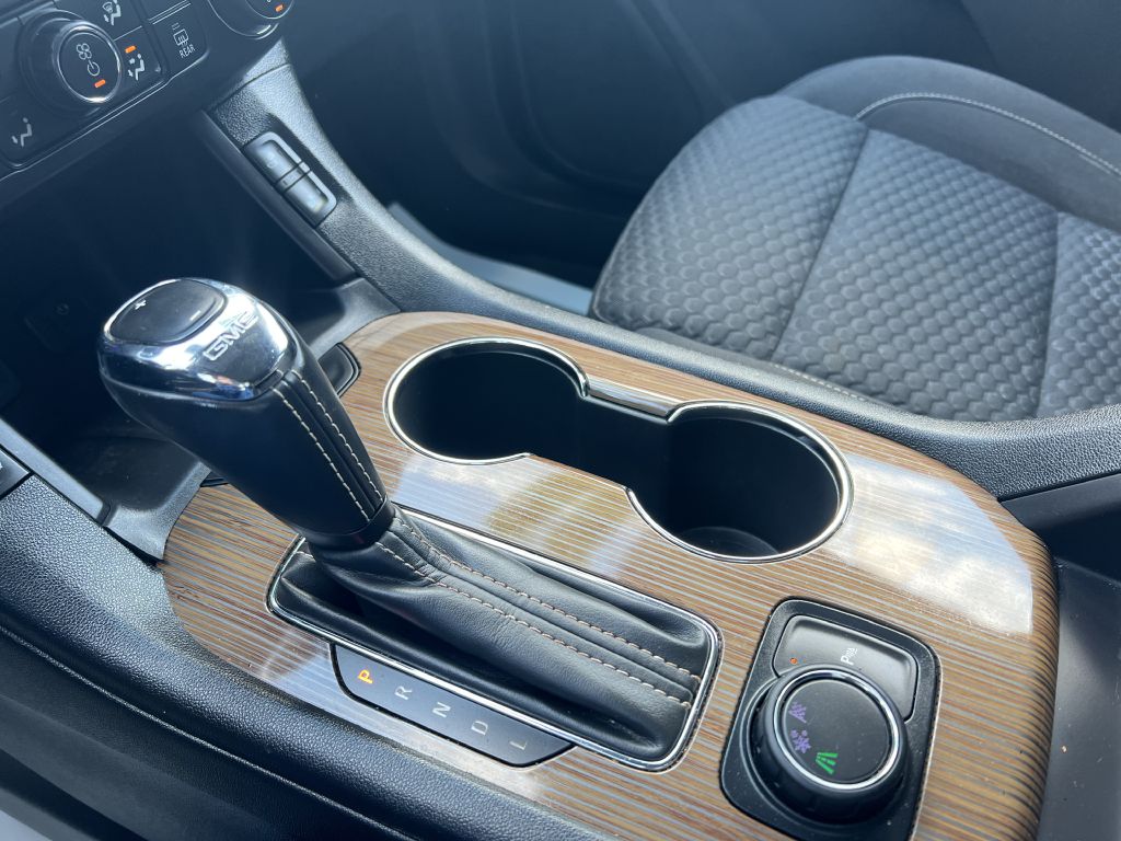 2018 gmc acadia sle-2