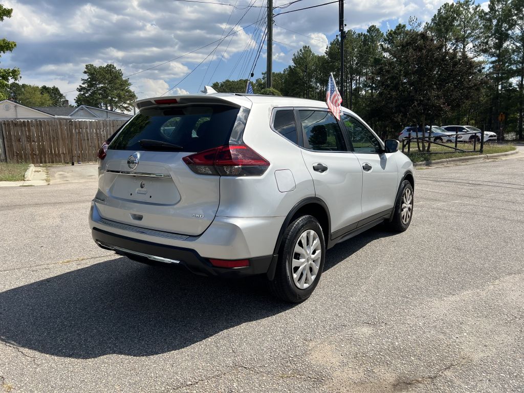 2018 nissan rogue s