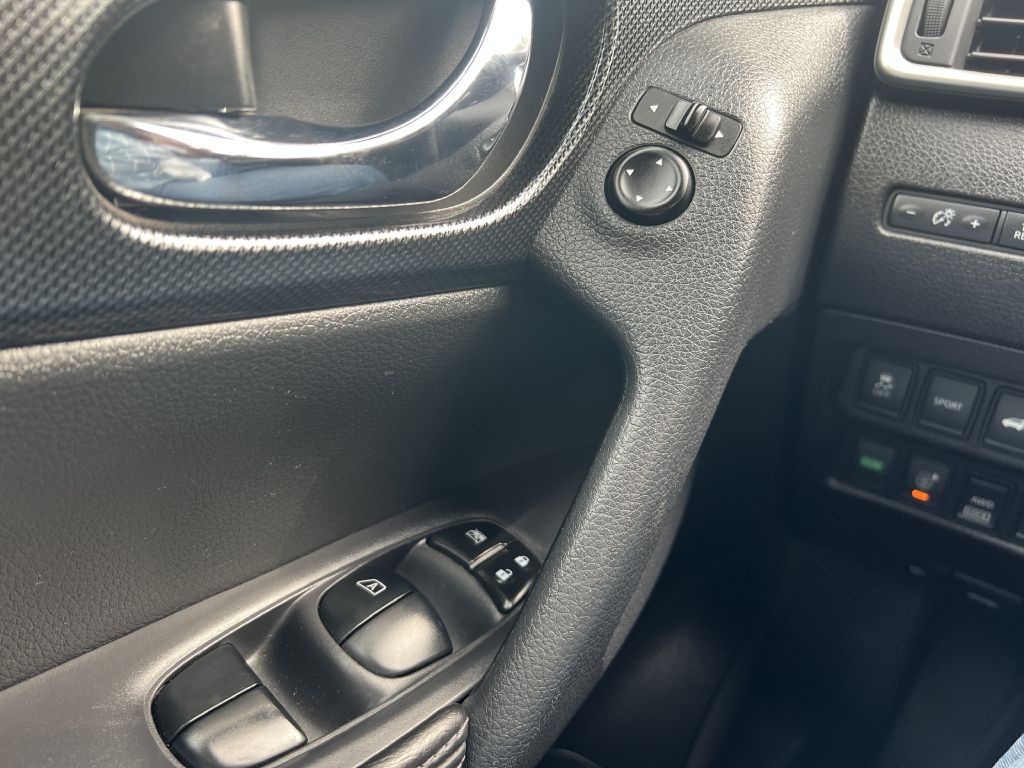 2015 nissan rogue sl