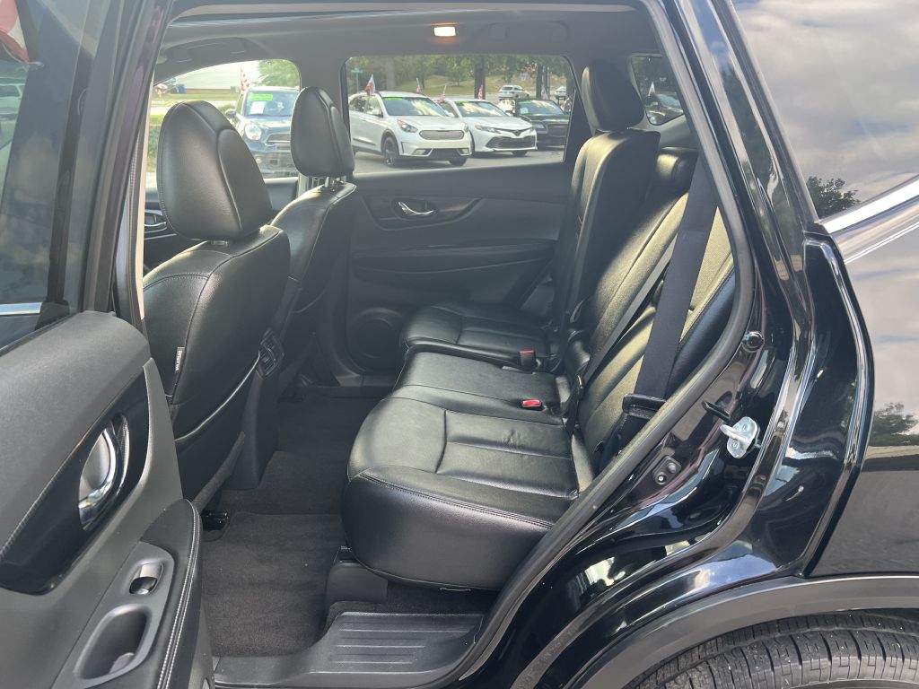 2017 nissan rogue sl