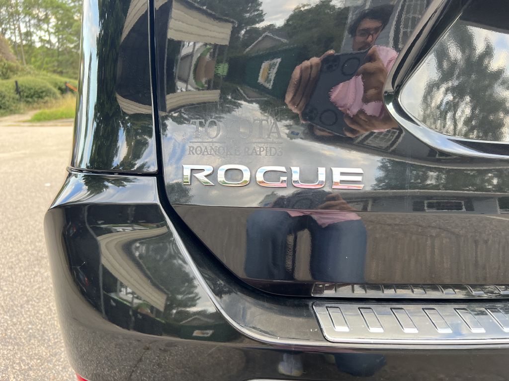 2017 nissan rogue sl