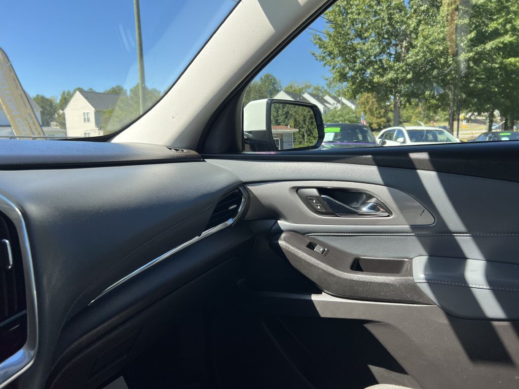 2019 chevrolet traverse lt cloth