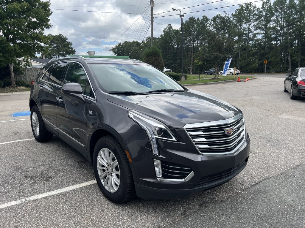 2017 cadillac xt5 base