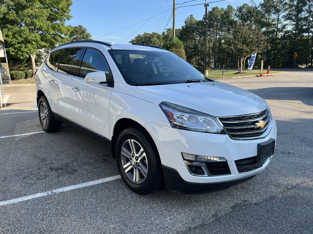 2017 chevrolet traverse lt
