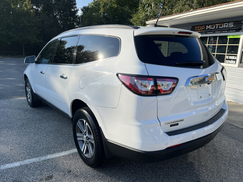 2017 chevrolet traverse lt