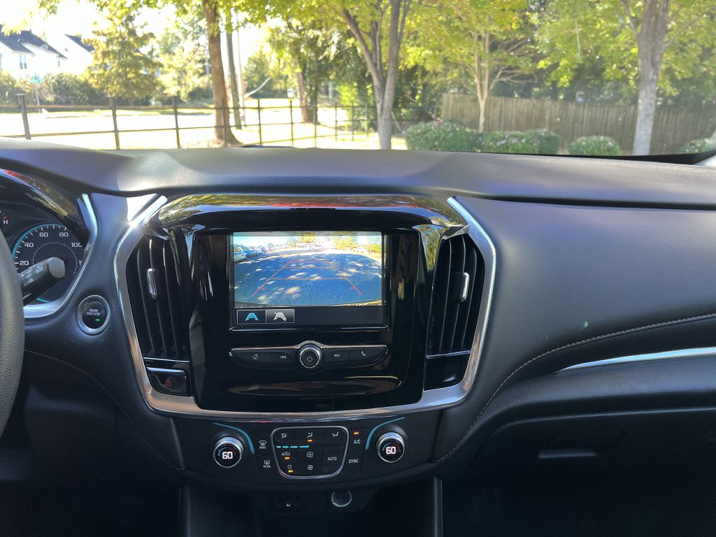 2019 chevrolet traverse ls