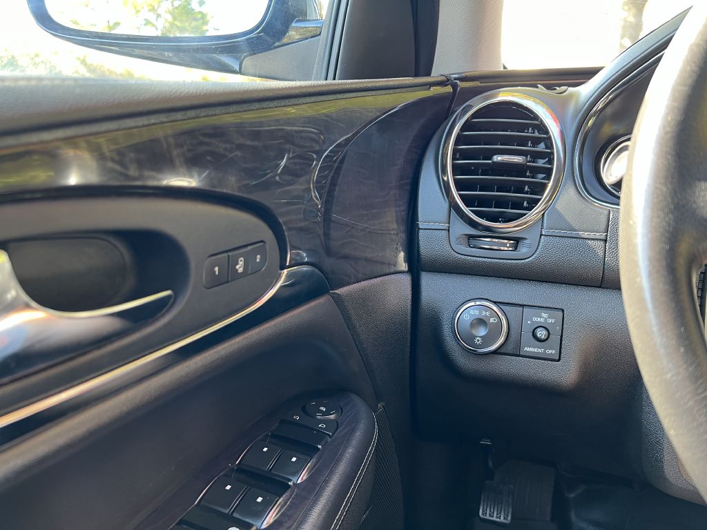2017 buick enclave leather