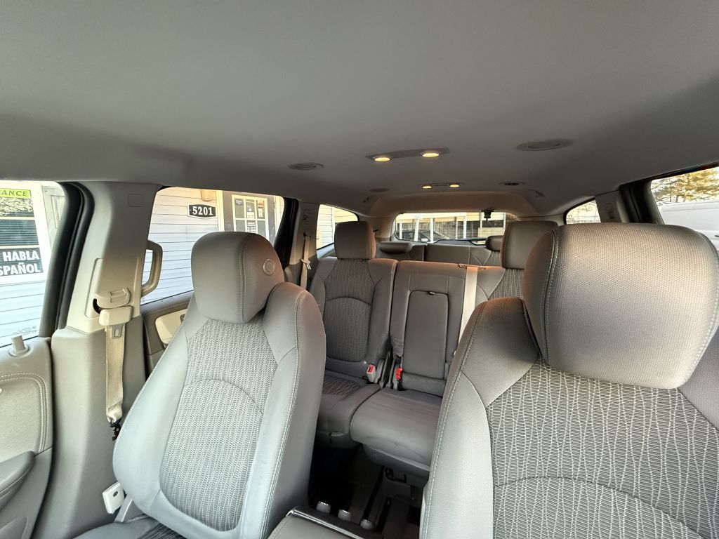 2014 chevrolet traverse ls