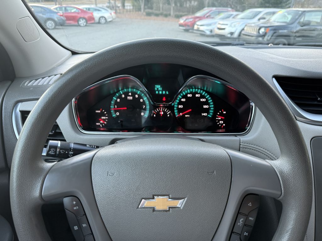 2014 chevrolet traverse ls