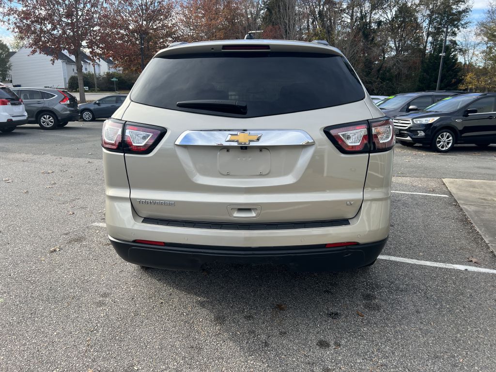 2017 chevrolet traverse lt