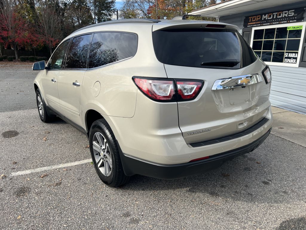 2017 chevrolet traverse lt