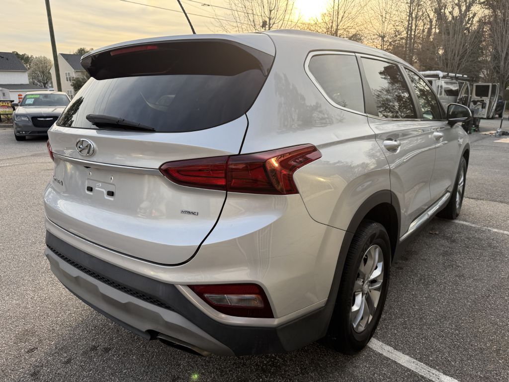 2020 hyundai santa fe se