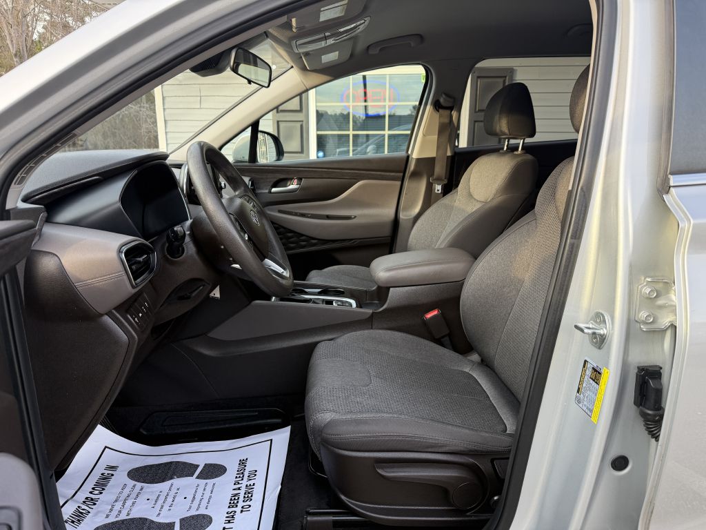 2020 hyundai santa fe se