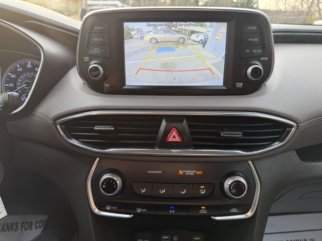 2020 hyundai santa fe se