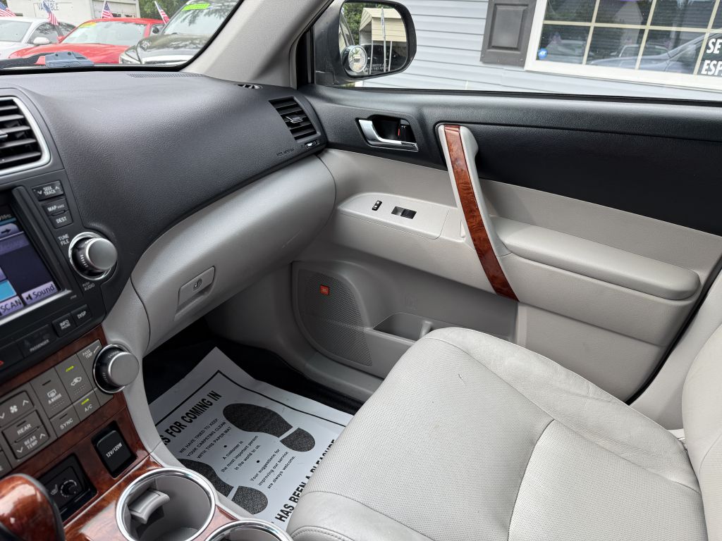 2011 toyota highlander hybr limited