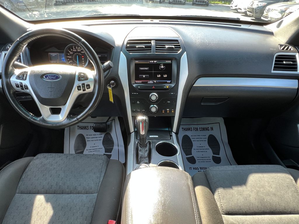 2014 ford explorer xlt