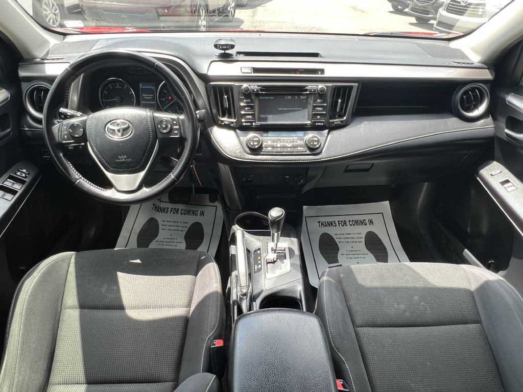 2016 toyota rav4 xle