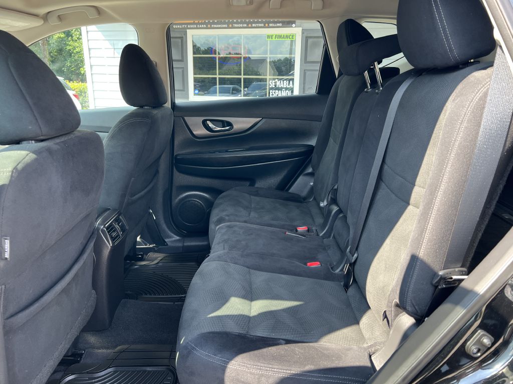 2015 nissan rogue sv