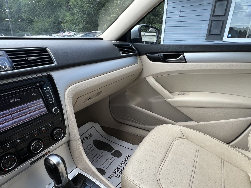 2013 volkswagen passat se
