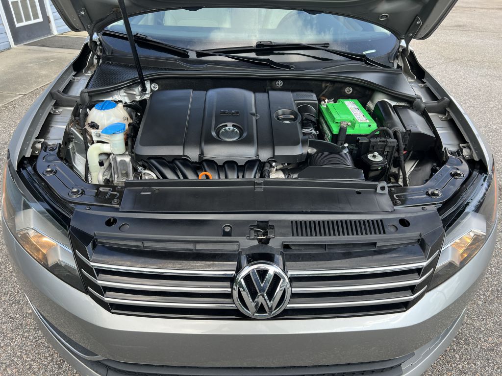 2013 volkswagen passat se