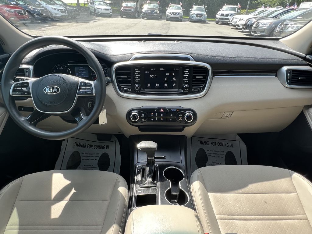 2020 kia sorento lx