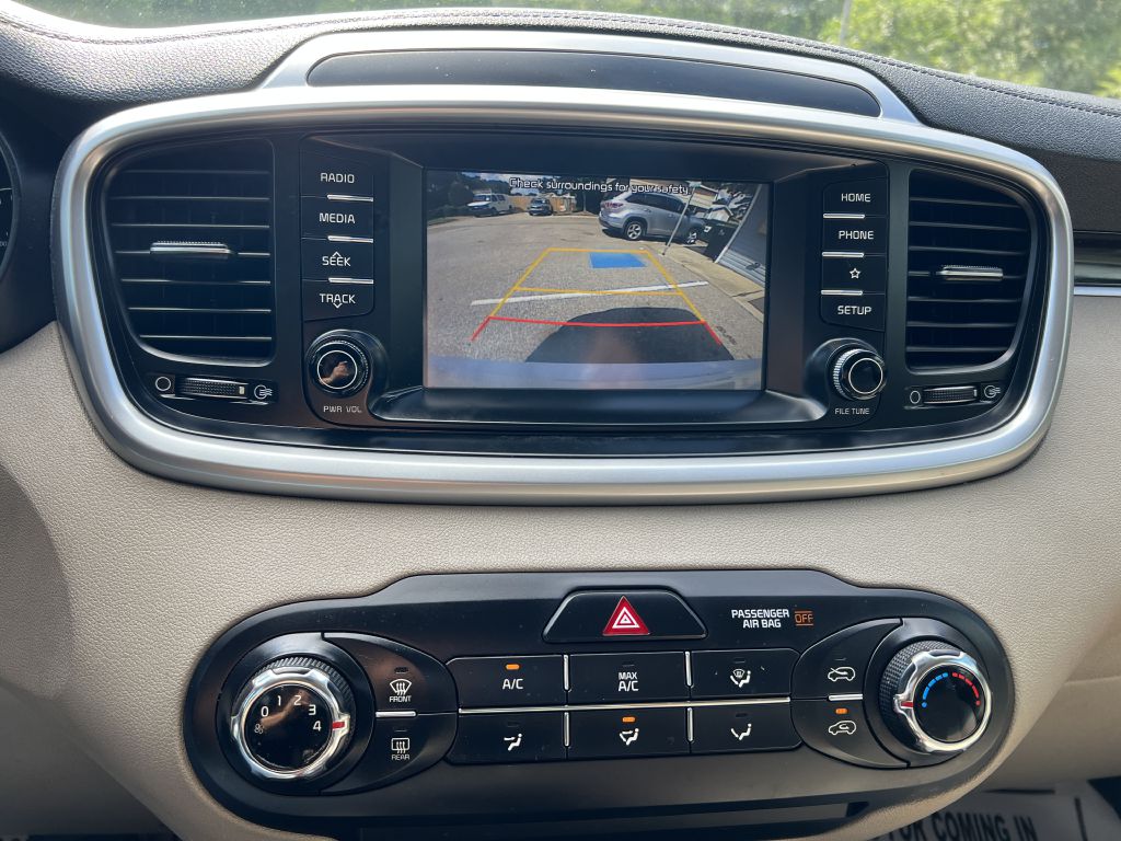 2020 kia sorento lx