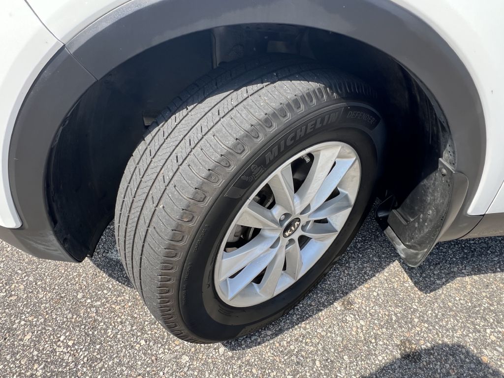 2020 kia sorento lx
